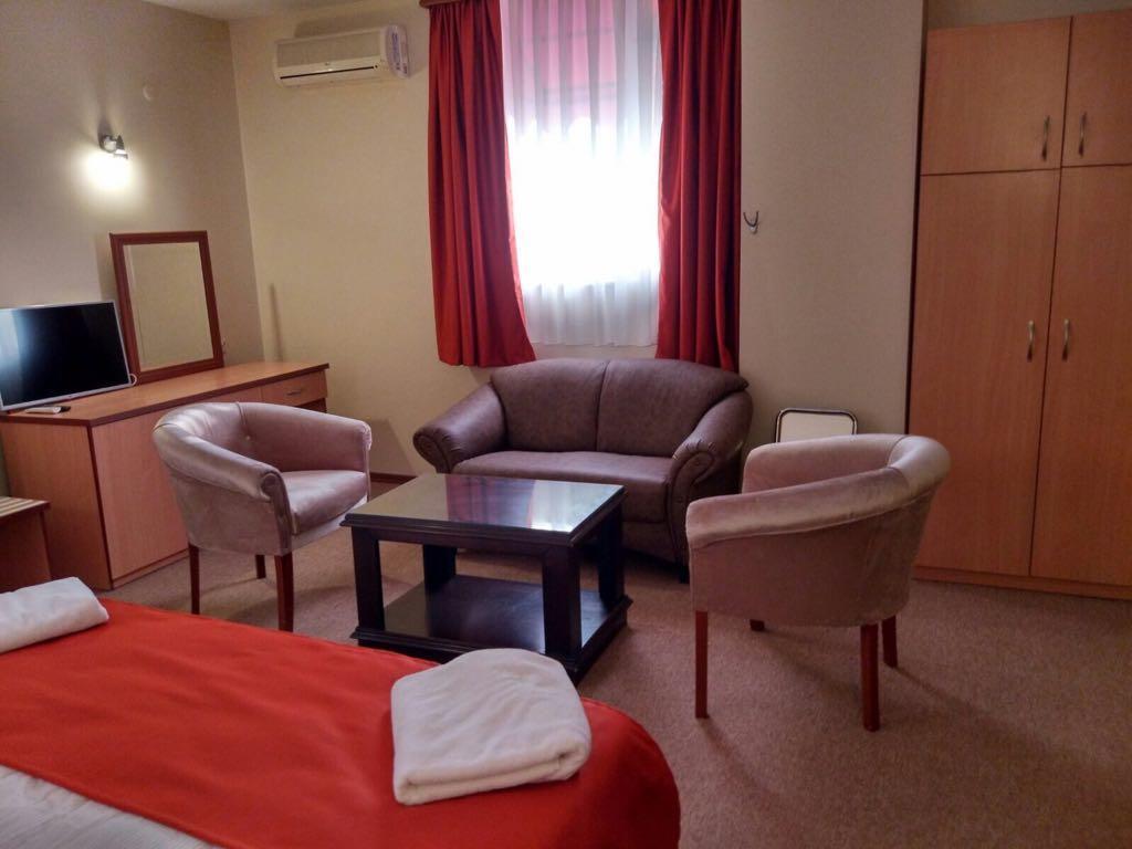 Duzce Han Otel ภายนอก รูปภาพ