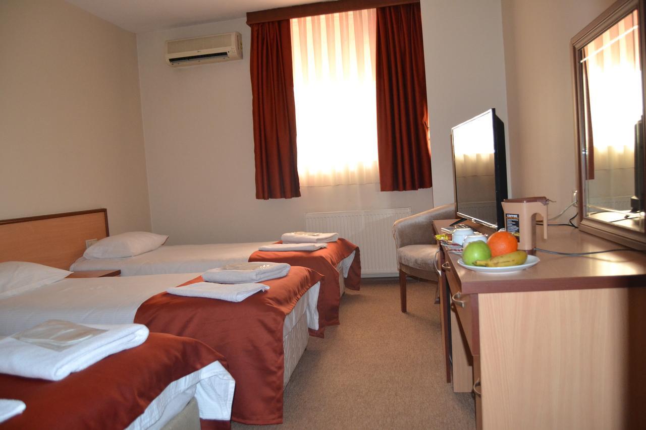 Duzce Han Otel ภายนอก รูปภาพ