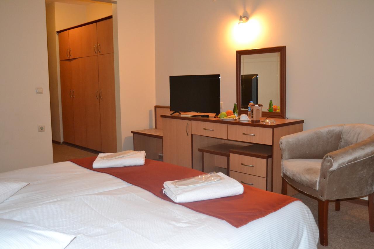 Duzce Han Otel ภายนอก รูปภาพ