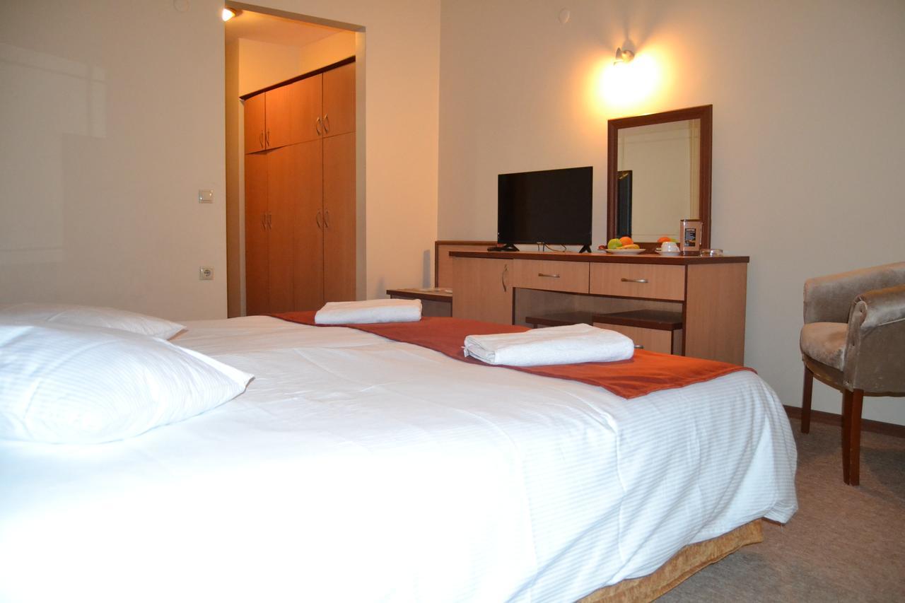 Duzce Han Otel ภายนอก รูปภาพ