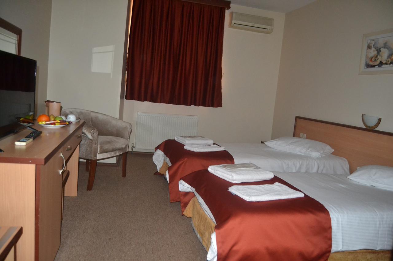 Duzce Han Otel ภายนอก รูปภาพ